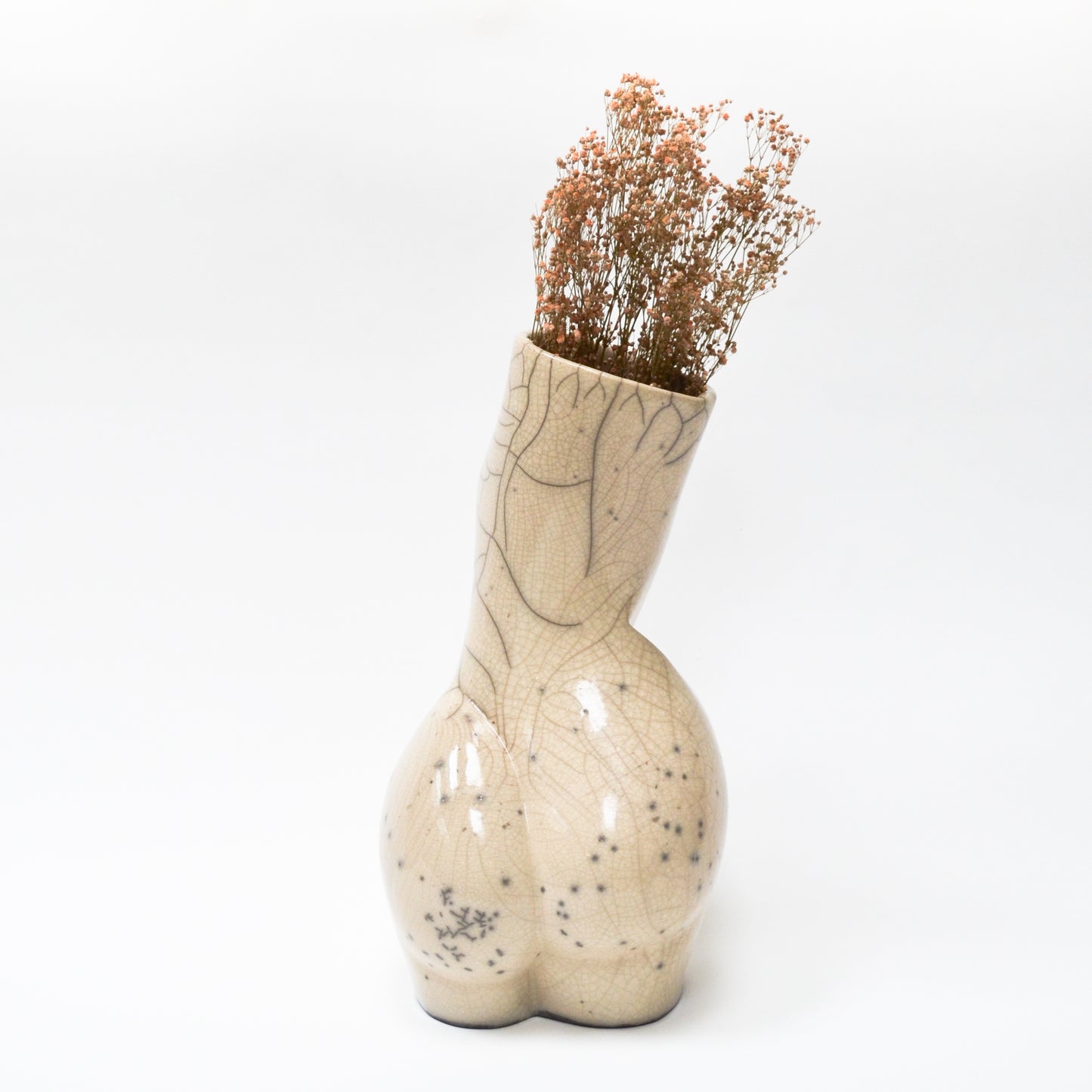 WOMAN VASE »MARLENE« RAKU SAND