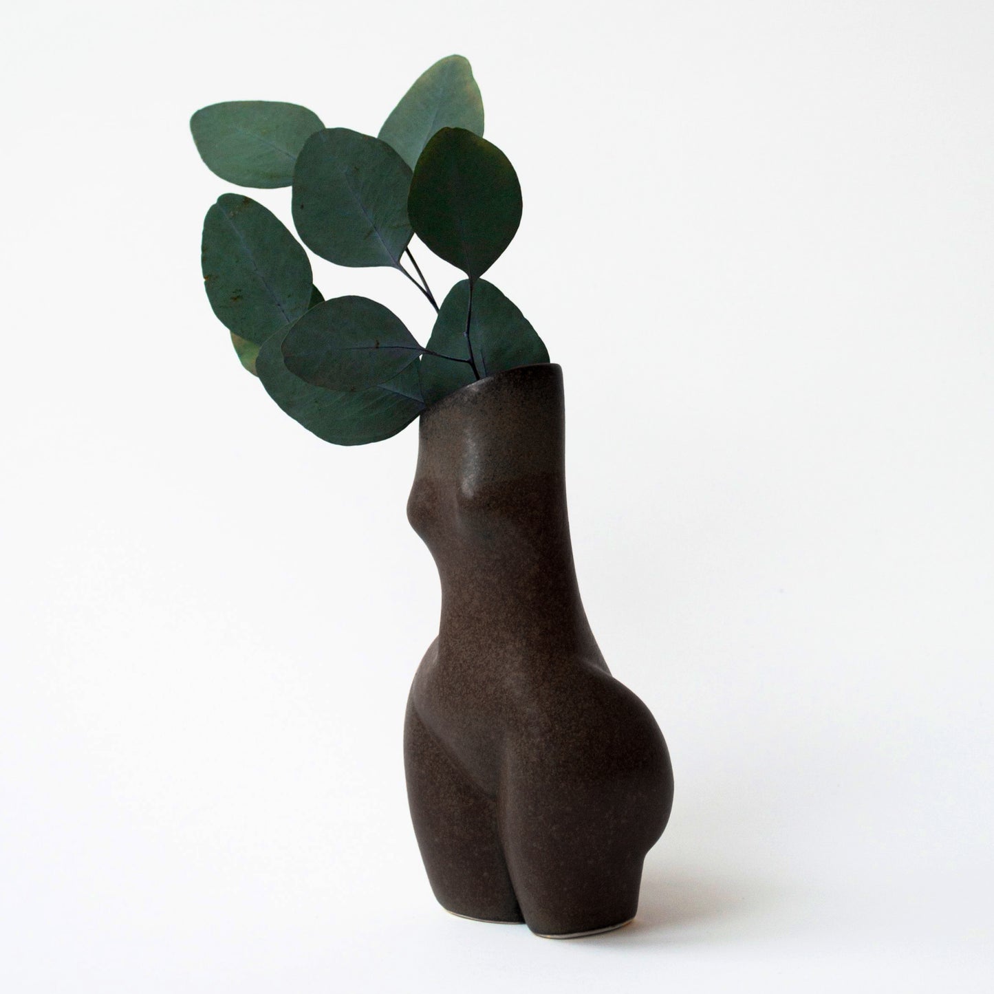 WOMAN VASE »MATHILDE« TERRA