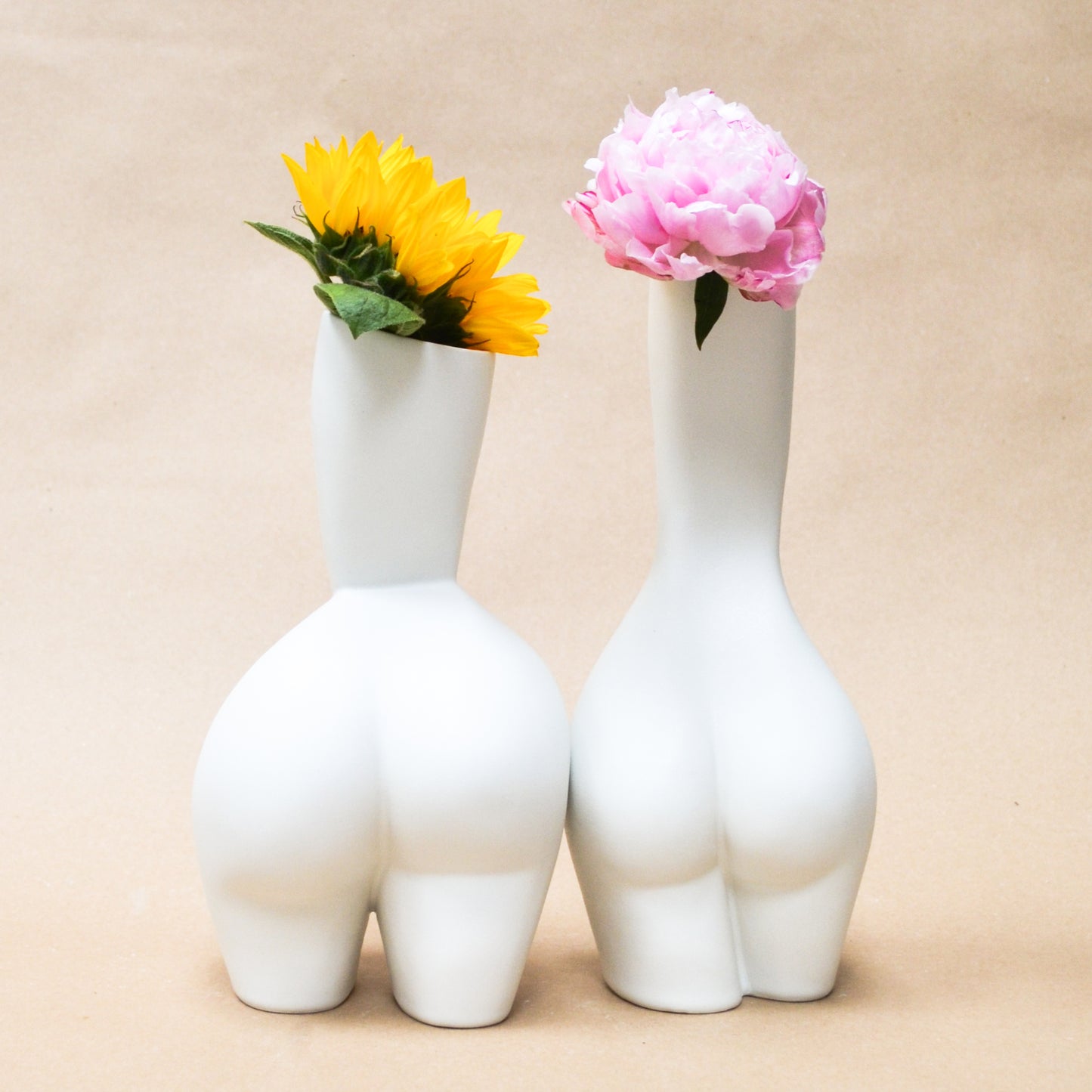WOMAN VASE »HERBERTINE« WHITE