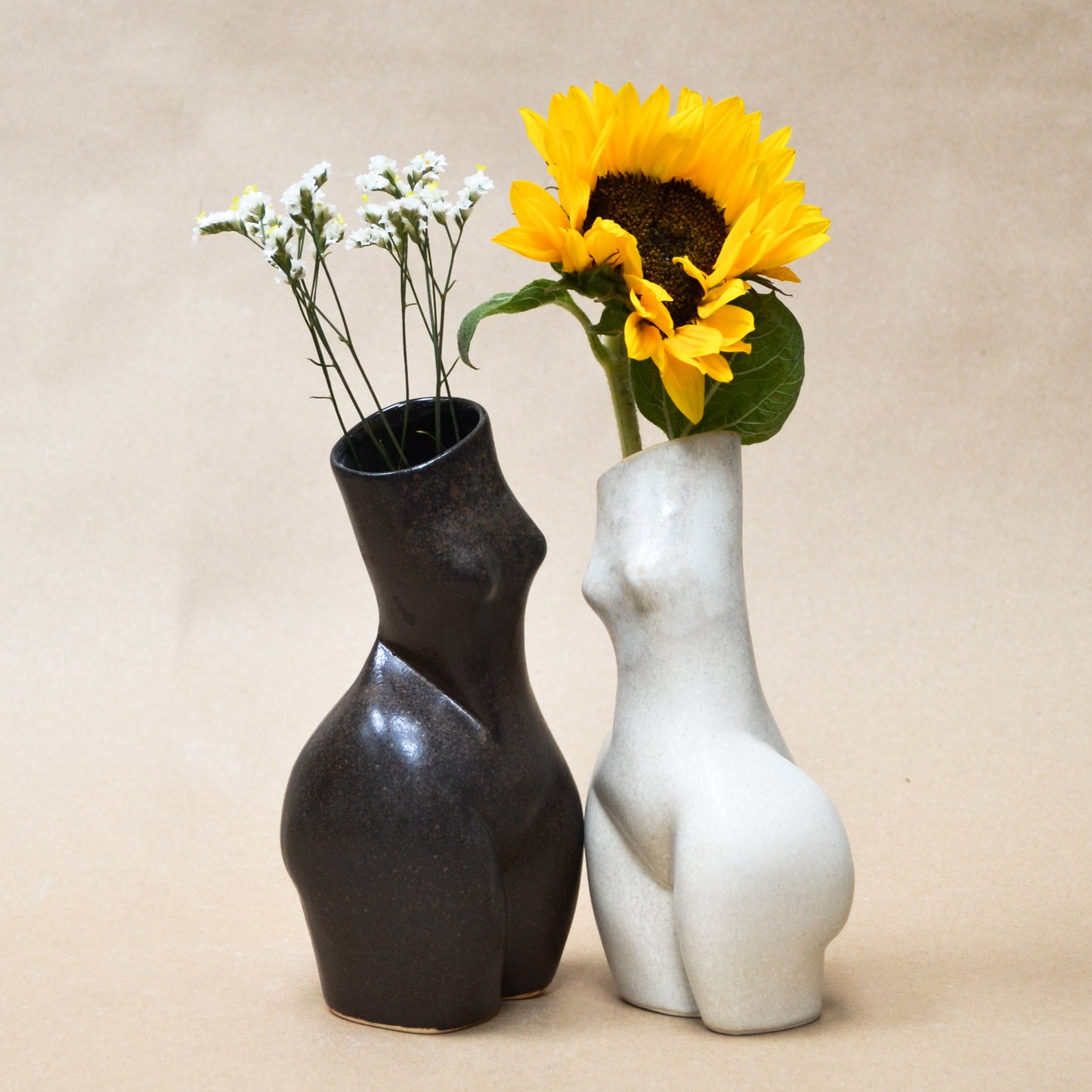 WOMAN VASE »MATHILDE« TERRA