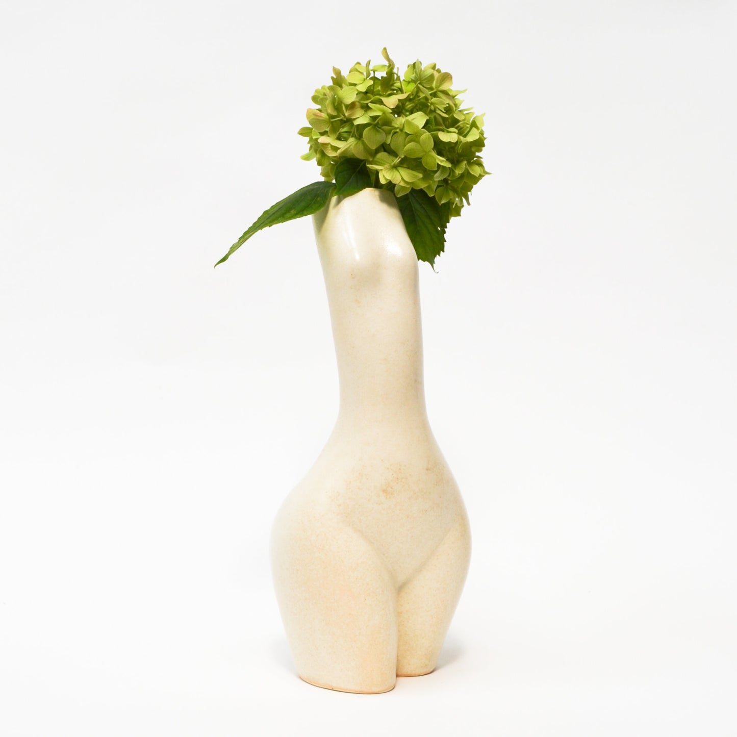 WOMAN VASE »HERBERTINE« SAND
