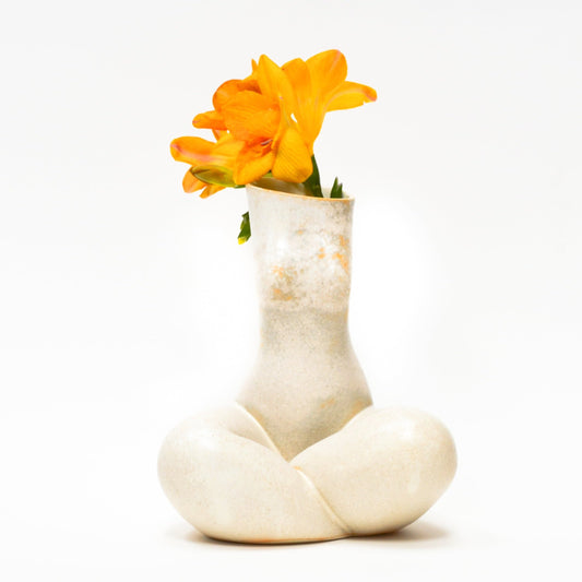 WOMAN VASE »GABRIELA« SAND