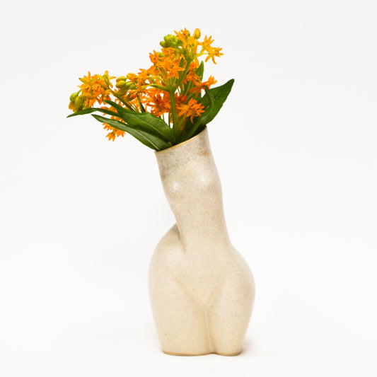 WOMAN VASE »MATHILDE« SAND